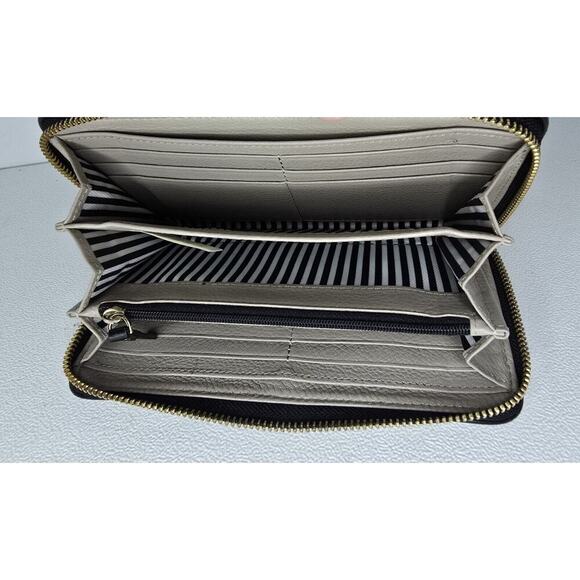 kate spade NY Continental Wallet Cobble Hill Leather Zip Around Lacey Beige - Picture 8 of 11